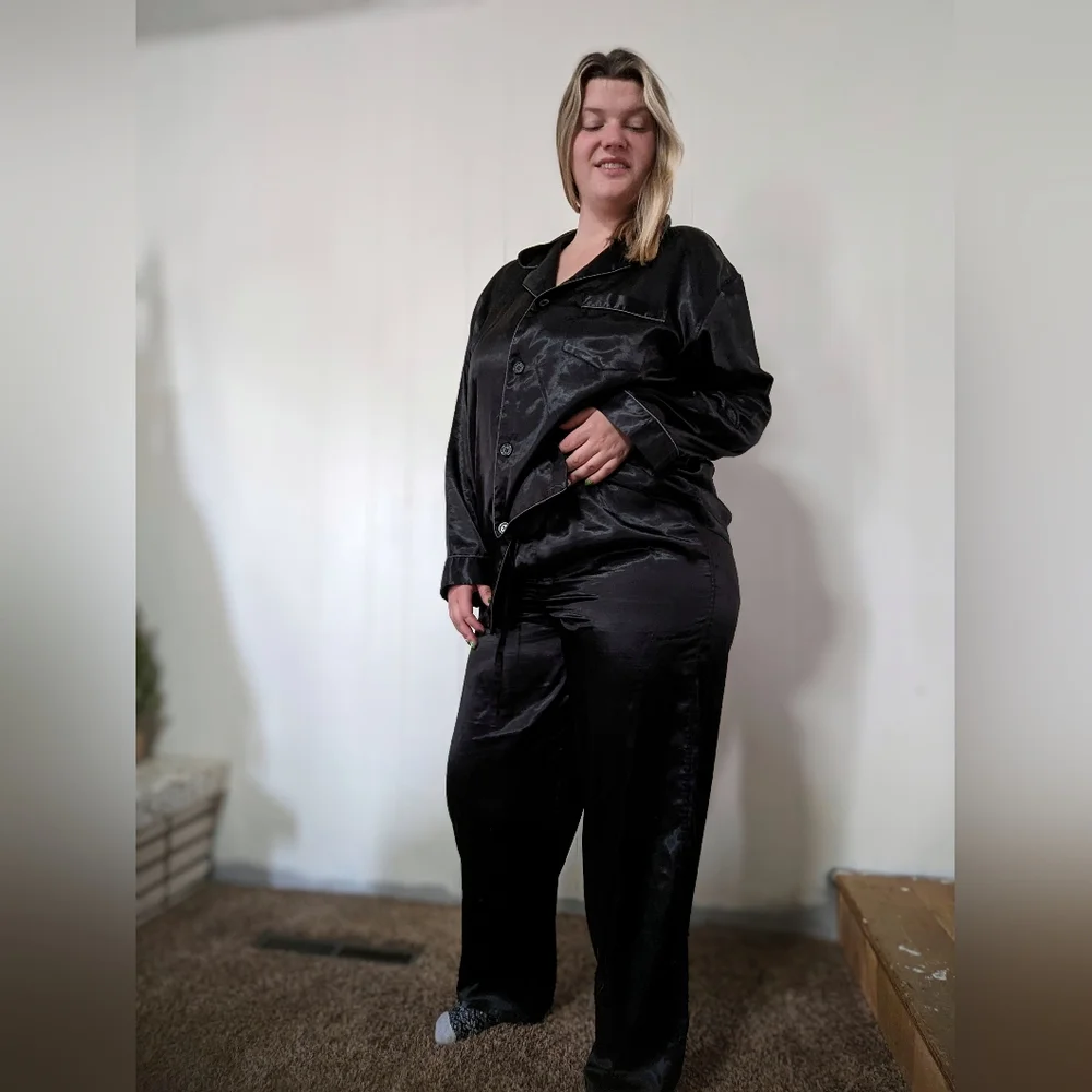 VTG 1990s Silky Pajama Set